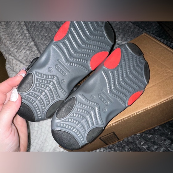 Crocs - Picture 7 of 10